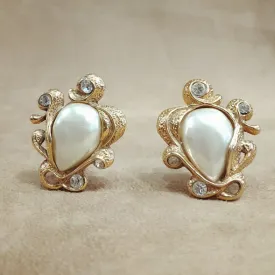 Guy Laroche Baroque pearl glass earrings