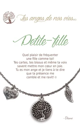 Petite-fille: Charm Necklace