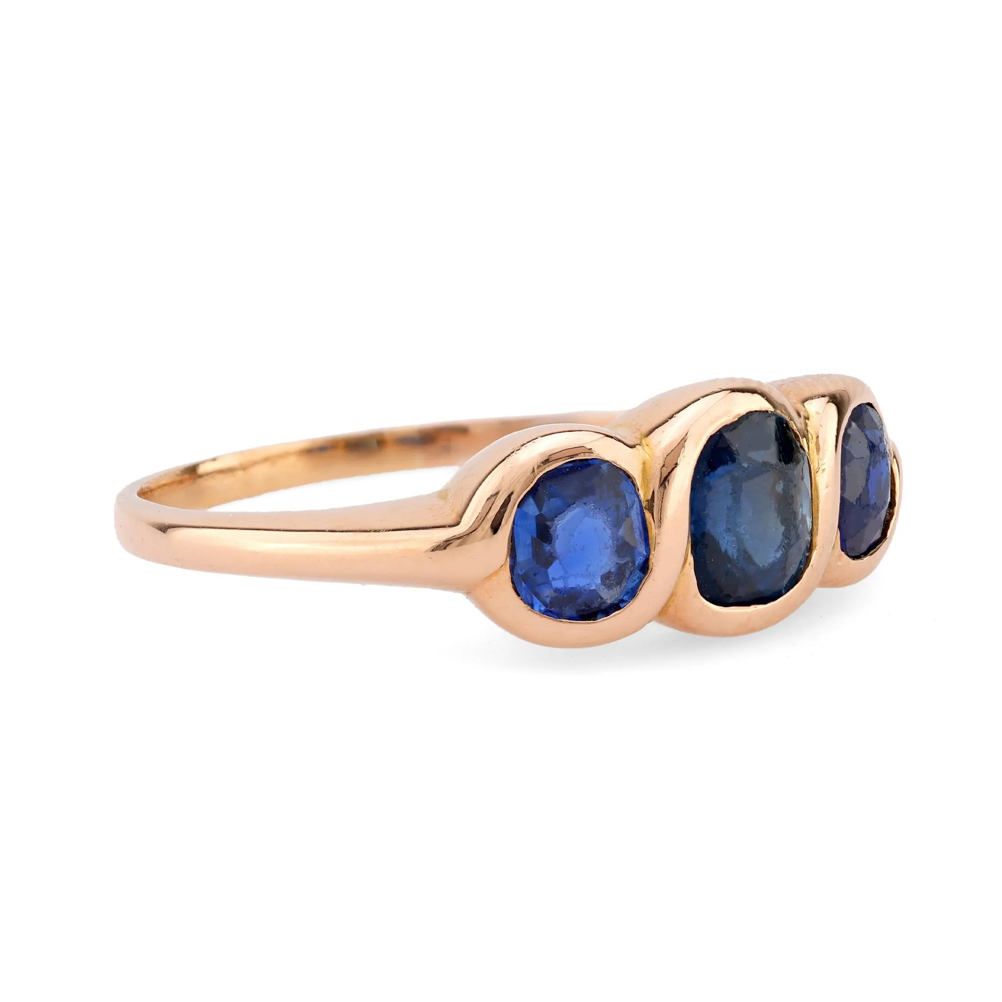 Retro sapphire 18k rose gold three stone ring