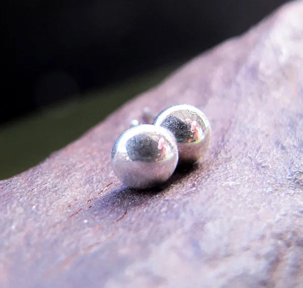 Round Stud Earrings